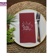 Gümüş Yaldızlı Bordo İyi Ki Doğdun Garson Katlama Peçete 16 lı