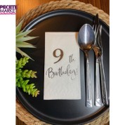 Gümüş Yaldızlı Beyaz Dokuz Yaş Bırthday Garson Katlama Peçete 16 lı