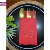 Kişiye Özel Kırmızı Üzeri Gold Yaldızlı Kalp Detaylı Cepli Peçete 50 Adet